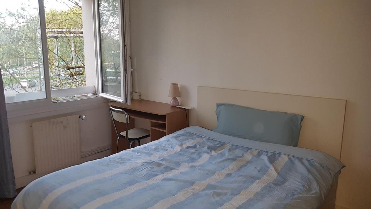 Une Chambre Privee Entre Paris Et Disneyland Noisy-le-Grand Εξωτερικό φωτογραφία
